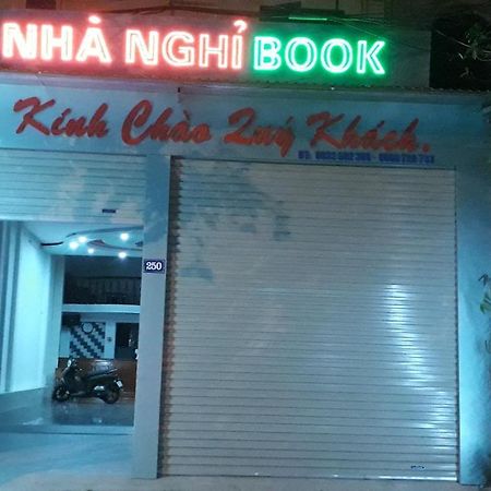 Nha Nghi Book Hotel Hoan Giap Bagian luar foto