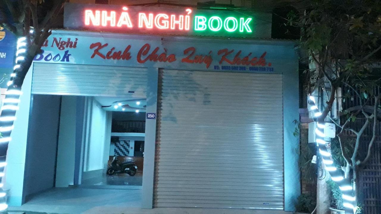 Nha Nghi Book Hotel Hoan Giap Bagian luar foto
